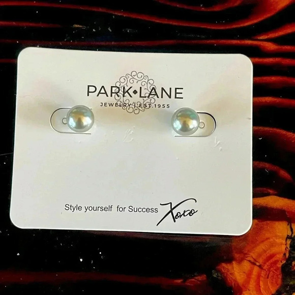 Jewelry - Park Lane Darling Earrings